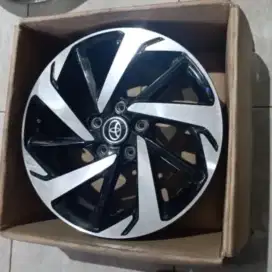 Velg original toyota rush ring 17