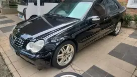 Dijual segera !! Mercedes C180 Kompressor 2003 Antik ciamik !!