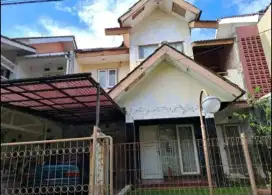 Rumah Danau Bogor Raya Lakeside