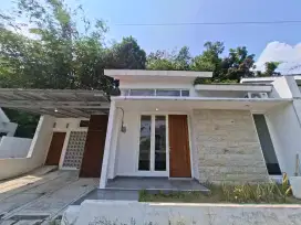 Disewakakn rumah dalam perumahan dekat UMY