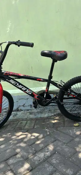 Sepeda bmx merk jieyang