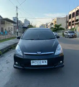 Toyota Wish 1.8 AT 2004