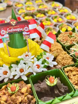Tumpeng nasi kuning nasi liwet dll