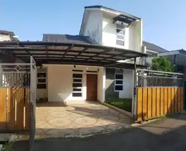 Rumah Dijual Depan Sekolah Adzkia Cisaat Sukabumi 2 lantai pojok siap