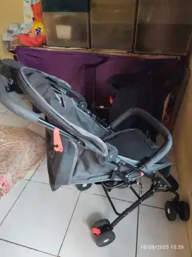 Stroller/kereta bayi masih ok seperti di pict