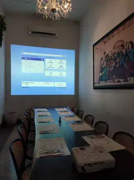 Sewa LCD Proyektor Epson Surabaya