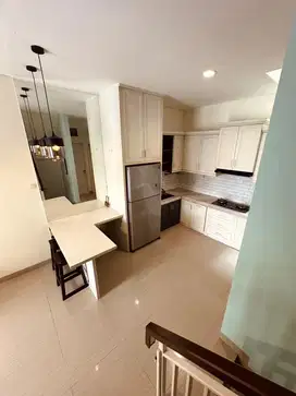 FOR RENT - Disewakan rumah full-furnished siap huni di Jababeka