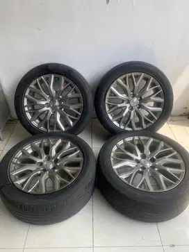 VELG R18 PCD 5 114,3