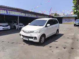 KREDIT DP 5 JT DAIHATSU XENIA R DELUXE 1.3 MATIC 2013