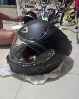 Helm kyt R2R full black 2xL