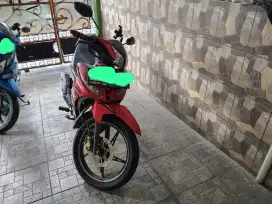 Dijual motor yamaha Jupiter z1 tahun 2019