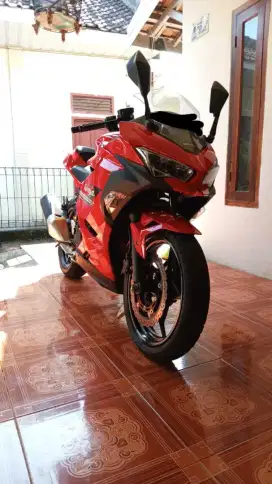 Ninja 250 FI 2021