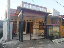 Di kontrakan rumah di kavling Bulak Perwira Kota Bekasi, Bekasi Utara
