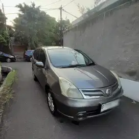 Livina matic 2013
