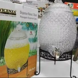 jug water kristal merek vizensa