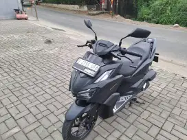 HONDA VARIO 160 CBS 2023 KM 18RB ASLI DP CUMAN 1JT AJA