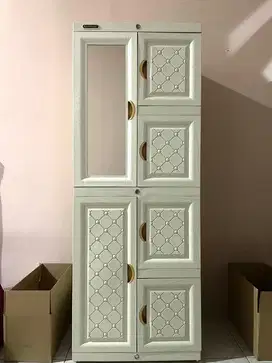 Lemari Plastik Napolly 2 Pintu Kaca + 5 Pintu Rak Serbaguna