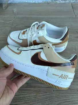 NIKE W AF1 SHADOW WOMEN'S BASKETBALL SHOES - SAIL