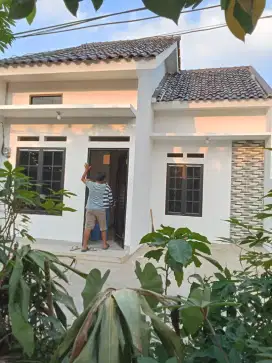Rumah minimalis dekat stasiun di kota Depok