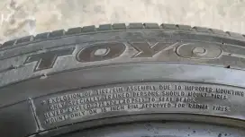 Ban TOYO uk. 215 /50 R.18 
Proxes R.40
Th.2018
ORI Ex Mazda CX-3