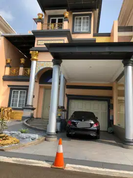 DIJUAL RUMAH MEWAH 3 LANTAI HARGA TERMURAH DI BELANO GADING SERPONG