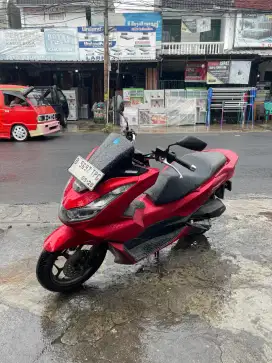Honda PCX 160 ABS Merah - September 2023