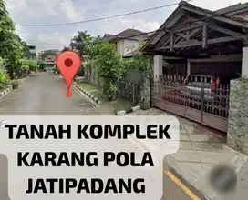 Dijual Rumah Tua Hitung Tanah di Karang Pola, Jati Padang Jaksel