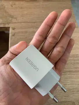 ADPATOR IPHONE 20 WATT