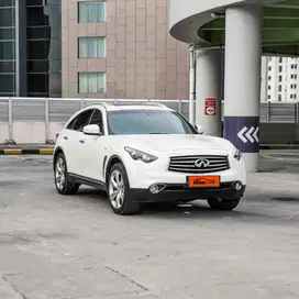 Infinity FX37S FX37 2012 putih matic