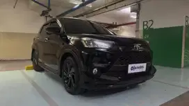 DP MURAH Toyota Raize 1.0 GR Sport One Tone Bensin-AT 2022 Hitam CKIJB