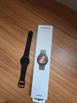 Samsung Galaxy Watch 7 40mm 40 Bukan 44 5 6
