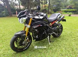 FOR SALE!! TRIUMPH SPEED TRIPLE 1050 R 2015