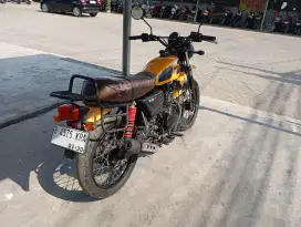 W 175 TR ,2020.km 30.000 an