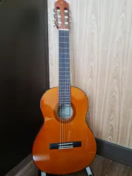 Di jual Gitar Yamaha Cs 40  second