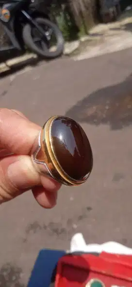 Di jual batu Solar