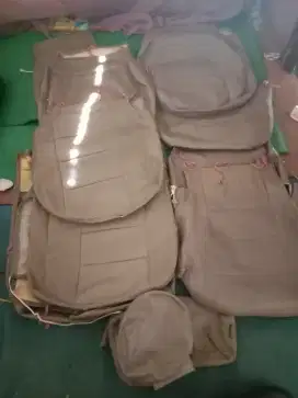 Sarung jok ertiga