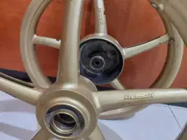 Velg racing asli merk rossi
