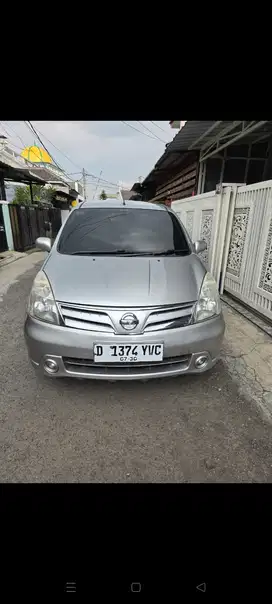 Nissan Grand livina 2011 Bensin