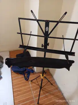 Music Stand Lawrence