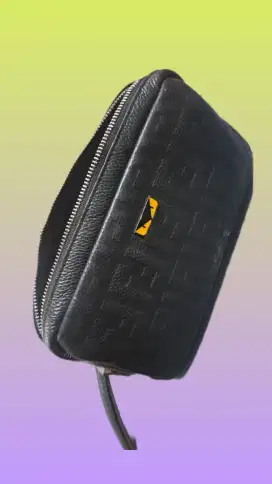Pouch Ori merk FENDI