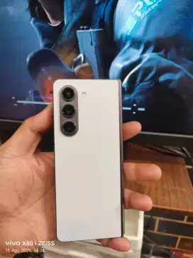 Samsung Z Flip 5 Sein 1TB Mulus Normal Garansi On Siap Pakai