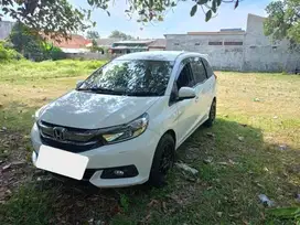 DP Rendah  8JT Honda Mobilio 1.5 E Bensin-MT 2018 Putih