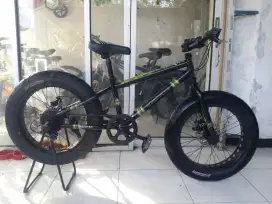 Sepeda bmx ban jumbo Wimcycle asli