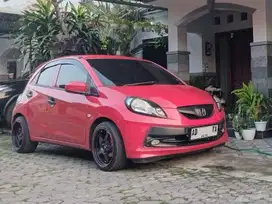 honda brio (2016)