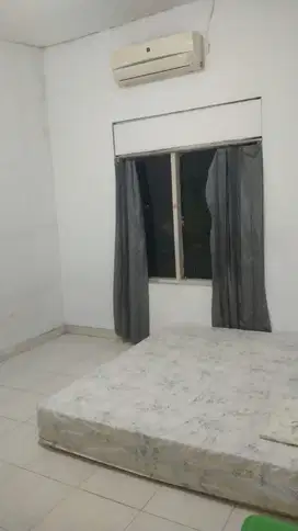 Kost Ngagel Jaya dekat Kampus STTS Bratang Nginden Wonokromo (DND)