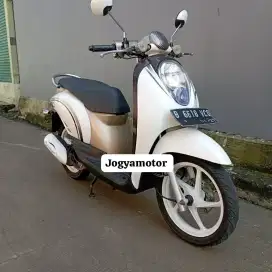 Honda scoopy karbu tahun 2012 cash