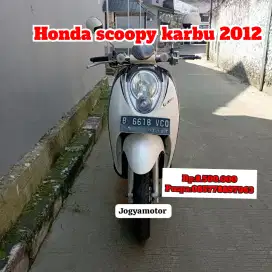 Honda scoopy karbu tahun 2012