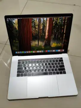 MacBook Pro 2019 15inch 16/512