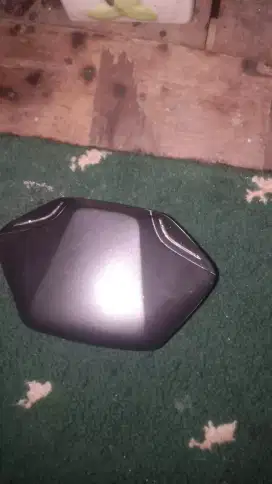 Handset gaming tws