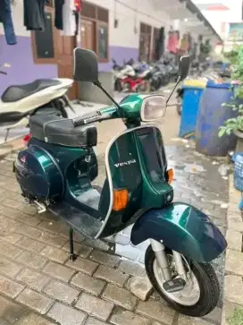 Vespa Exclusive 2 Thn 92